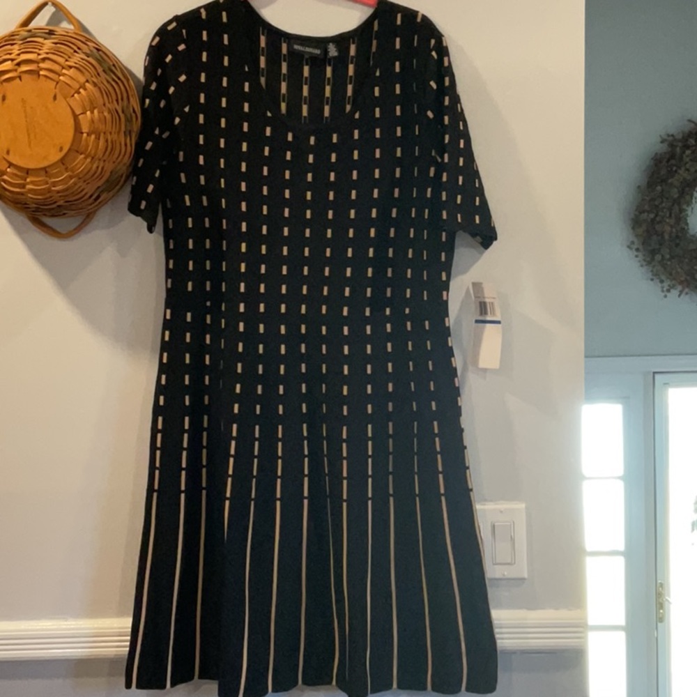 NWT Nina Leonard dress